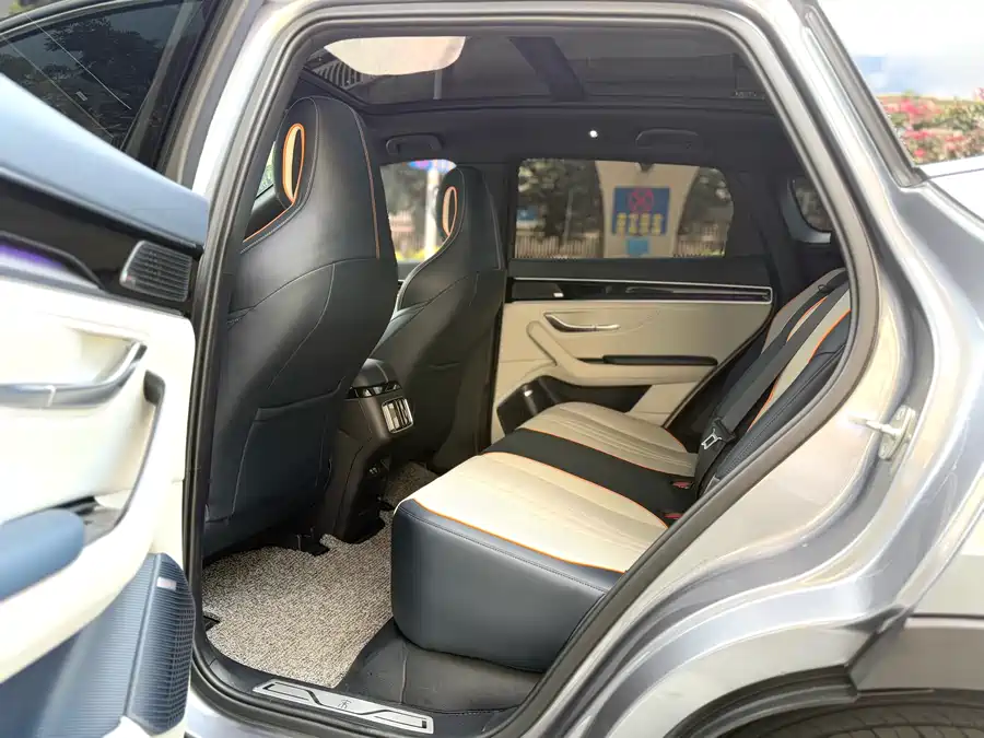 (BYD Seal U)Song PLUS New Energy 2021 DM-i 110KM Flagship PLUS 5G Version