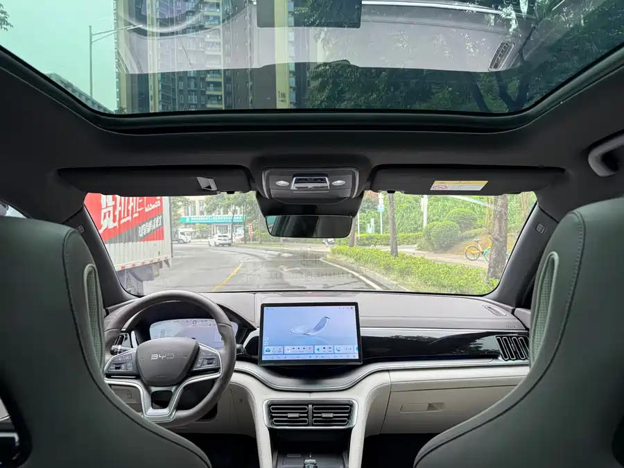 900x675_0_q87_c42_autohomecar__Chto52kByyKATOnGAAfjhSY5BYs480.jpg.webp Song PLUS New Energy 2024 Glory Edition EV 520km Flagship Model