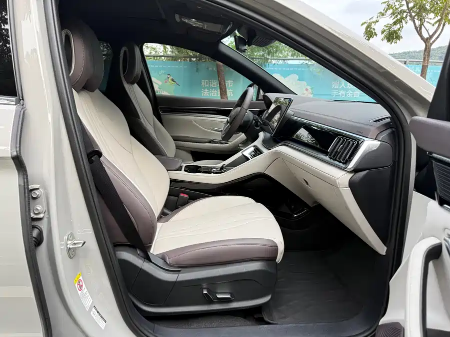 Song PLUS New Energy 2025 DM-i 112KM Premium Edition