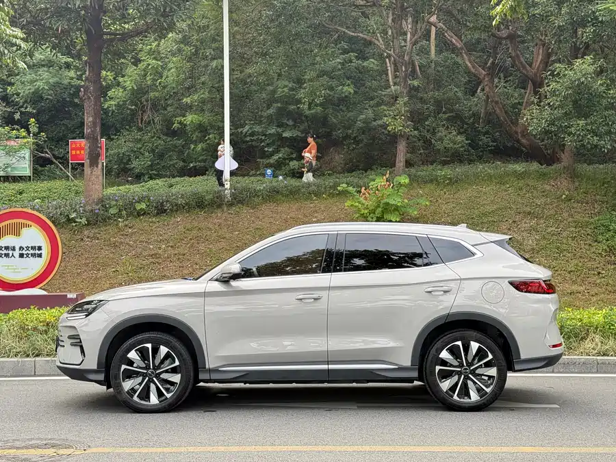 Song PLUS New Energy 2025 DM-i 112KM Premium Edition