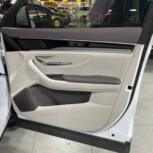 900x675_0_q87_c42_autohomecar__ChxpV2icN1qAGzFNAAnaia6uGUI792.jpg.webp (BYD Seal U)Song PLUS New Energy 2024 Glory Edition EV 520km Flagship Model