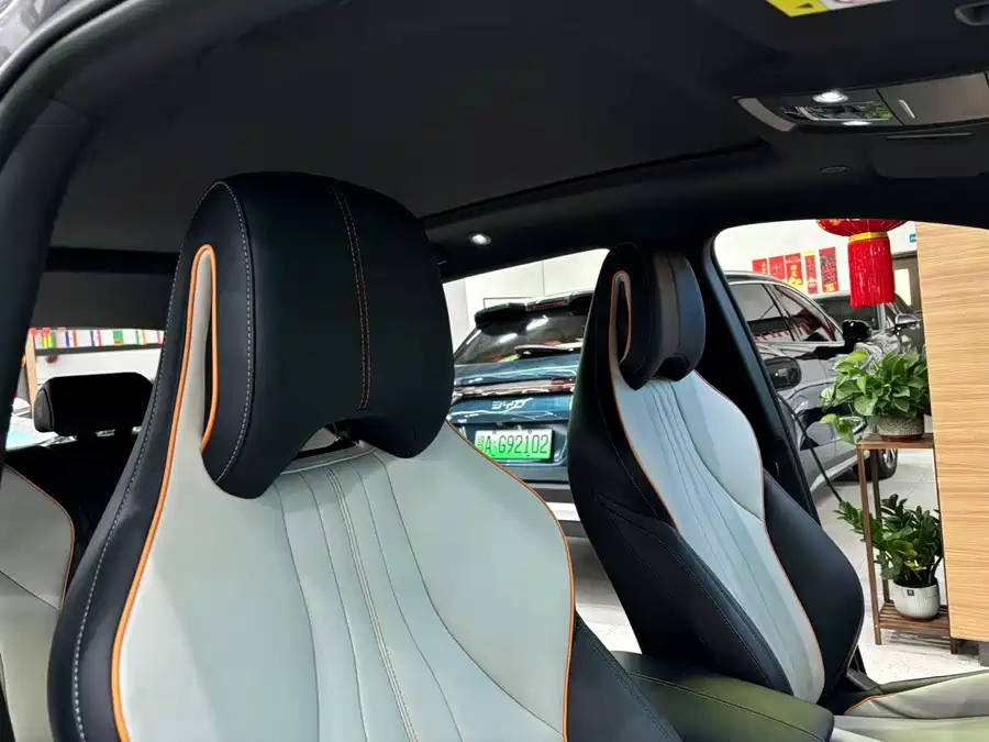 Song PLUS New Energy 2024 Glory Edition DM-i 71km Luxury Model