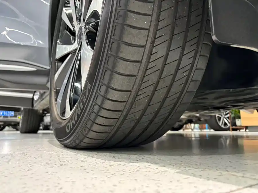 Song PLUS New Energy 2024 Glory Edition DM-i 71km Luxury Model