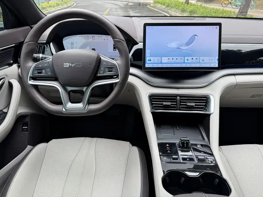 900x675_0_q87_c42_autohomecar__ChxpVWkByx6AKZ4NAAmjsk8pImI827.jpg.webp Song PLUS New Energy 2024 Glory Edition EV 520km Flagship Model