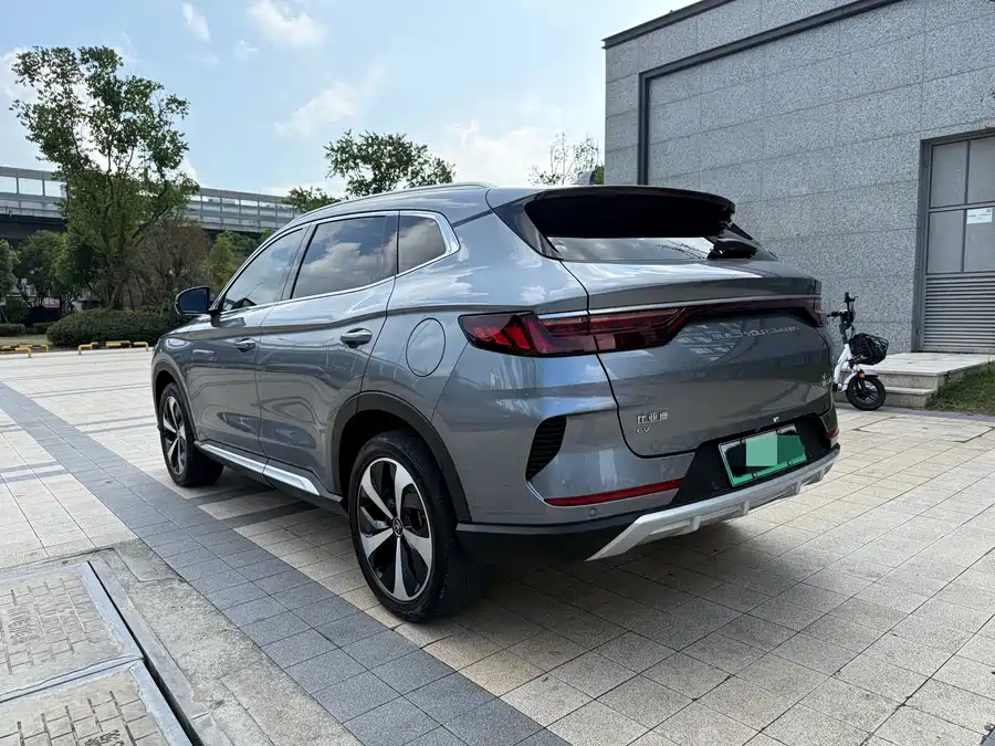 Song PLUS New Energy 2021 EV Flagship Edition