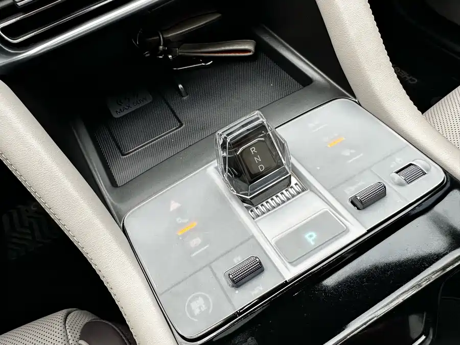 Song PLUS New Energy 2025 DM-i Smart Driving Edition 112KM Premium Model