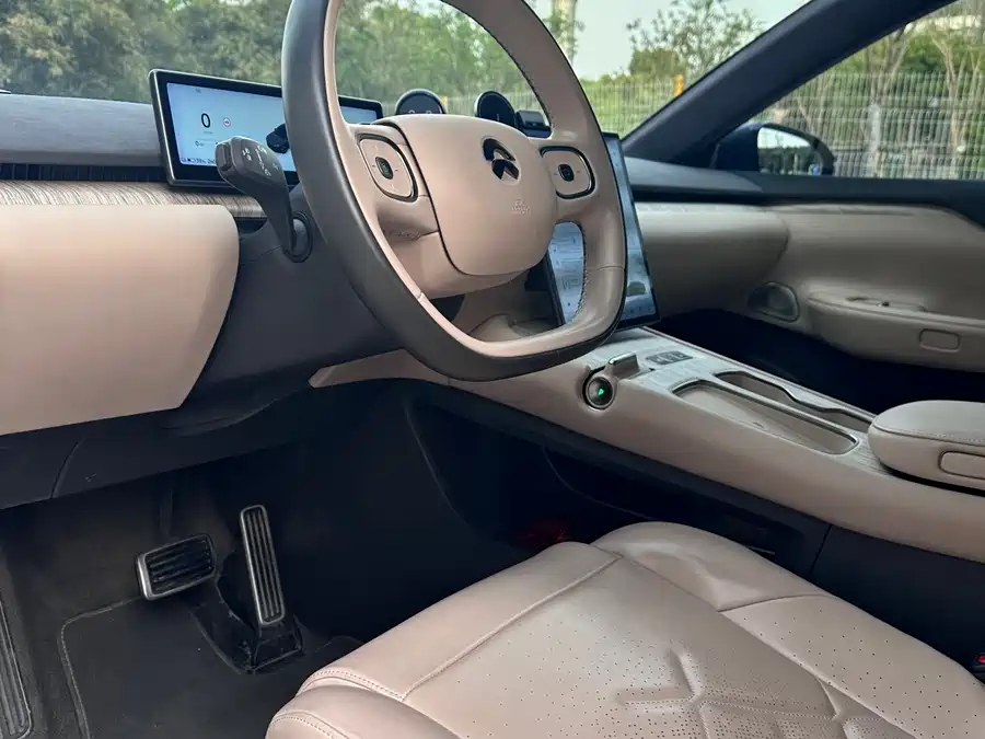 900x675_0_q87_c42_autohomecar__Chtk2Wf3FRiAQsSHAAgeWynAs1I953.jpg.webp Used NIO ET7 2022 model 100kWh first edition