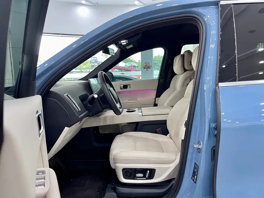 Used Li Auto L8 2023 Pro