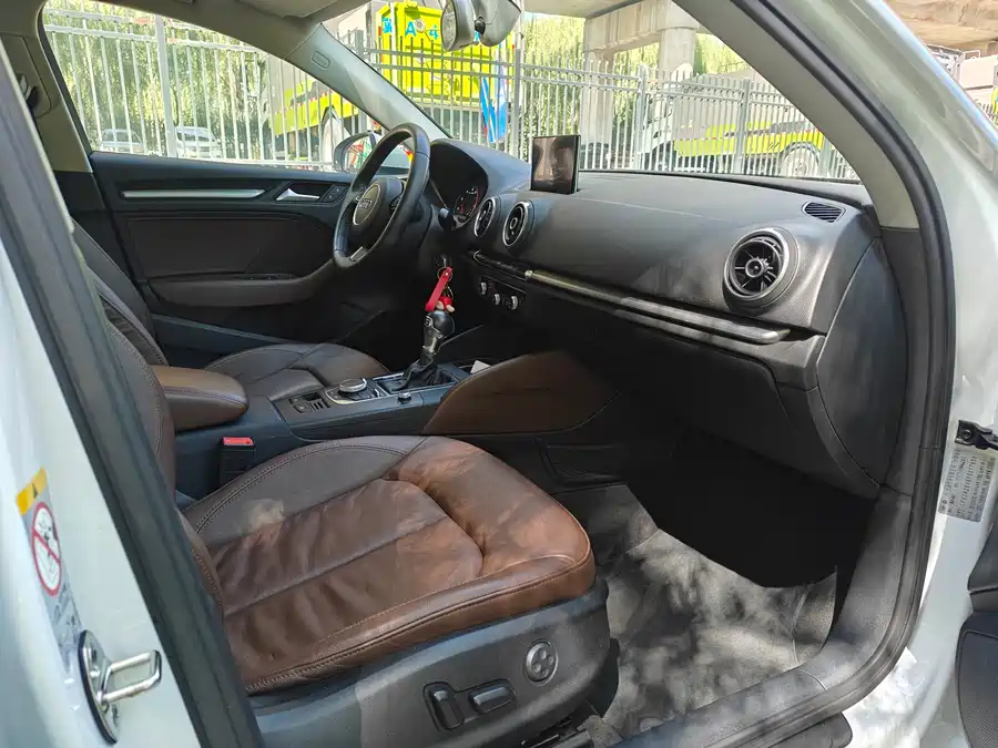 Used Audi A3 2015 Limousine 35 TFSI Million Commemorative Comfort Model