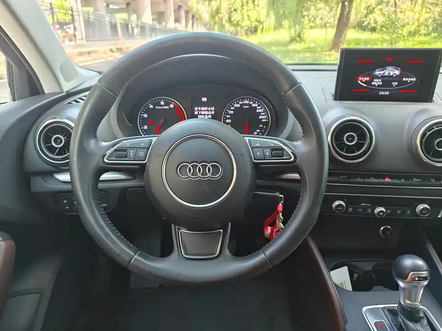 Used Audi A3 2015 Limousine 35 TFSI Million Commemorative Comfort Model