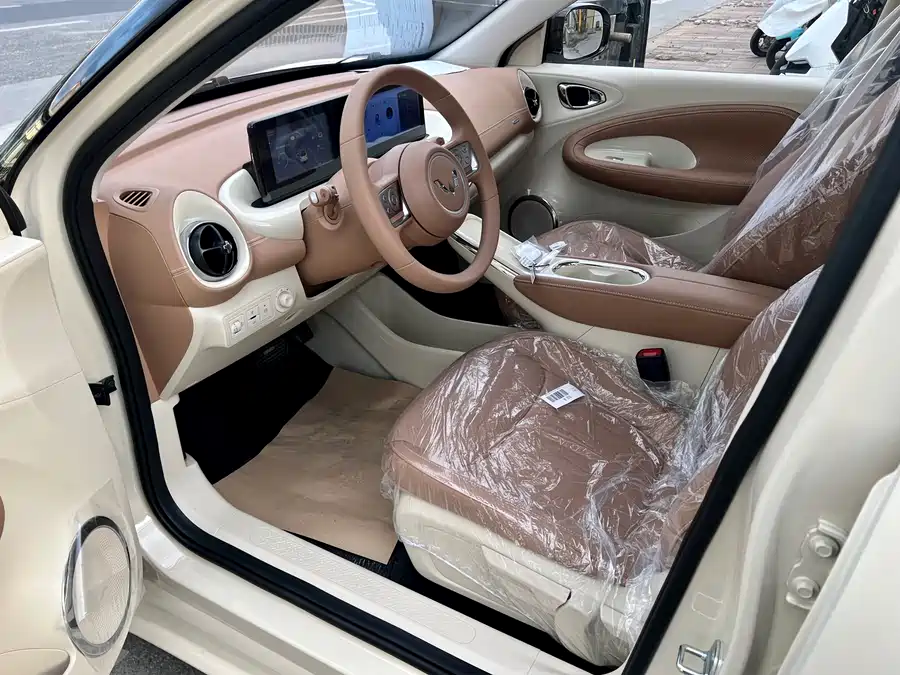 900x675_0_q87_c42_autohomecar__Chto52iouFiAeOzTAAm9yTdu6uQ177.jpg.webp Used Wuling Bingo 2025 model 333km Yuexiang model