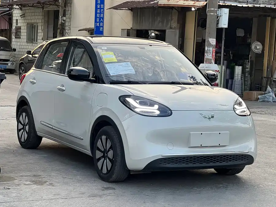 900x675_0_q87_c42_autohomecar__Chto52iqc_KAaMptAAteg-VS8DA152.jpg.webp Used Wuling Bingo 2025 model 333km Yuexiang model