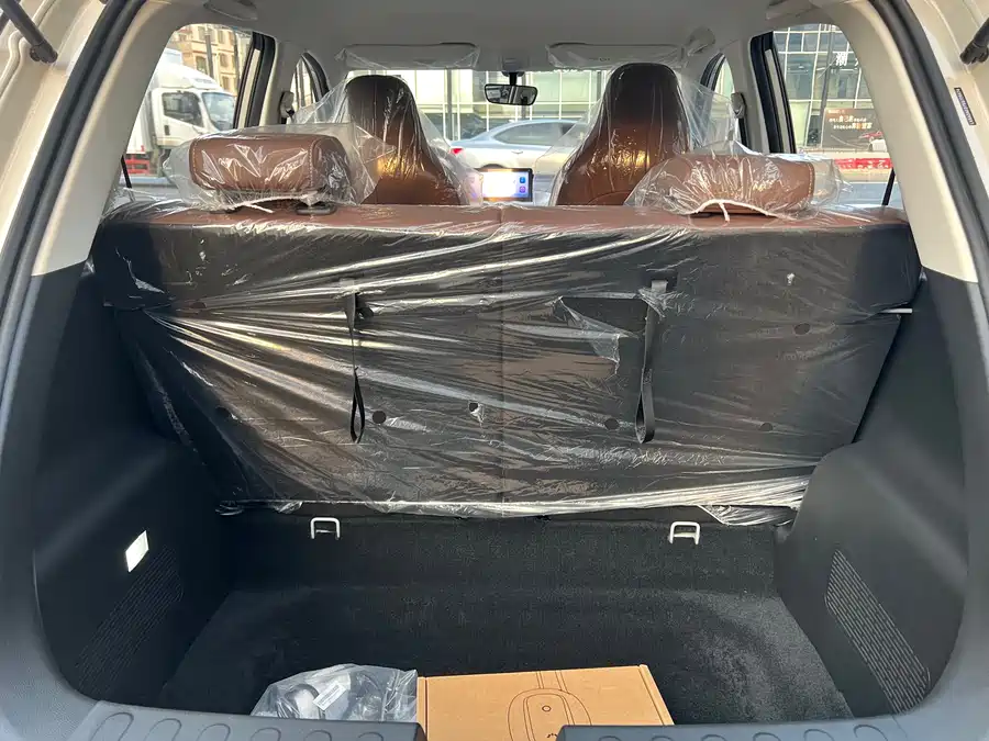 900x675_0_q87_c42_autohomecar__Chto52iqdASAIx3CAAsLzetGVKg976.jpg.webp Used Wuling Bingo 2025 model 333km Yuexiang model