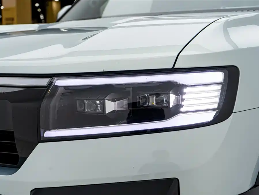 Used BYD Leopard 8 2025 Zhiyong flagship version 6 seats