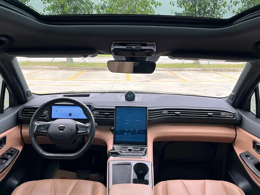 900x675_0_q87_c42_autohomecar__Chto52j9yWiAeLbrAAkUEHz0FpY146.jpg.webp Used NIO ES8 2020 580KM six-seater version