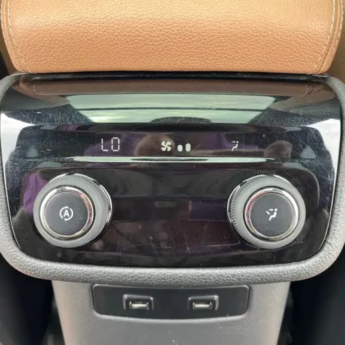 900x675_0_q87_c42_autohomecar__Chto52j9yWuAAHsfAAtNLiMQ52g458.jpg.webp Used NIO ES8 2020 580KM six-seater version