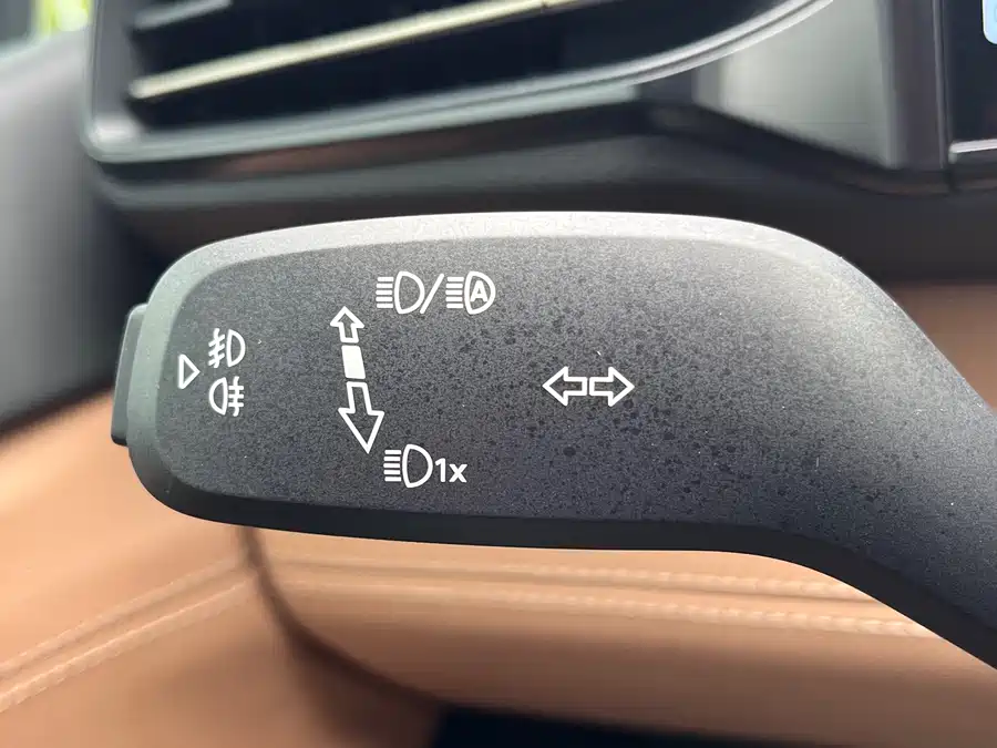 900x675_0_q87_c42_autohomecar__Chto52j9yXSAIU1RAAhSvrzqcLM255.jpg.webp Used NIO ES8 2020 580KM six-seater version