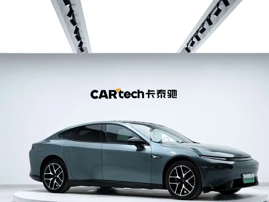 900x675_0_q87_c42_autohomecar__Chto52jkfM6ANr2WAAFuFSV7l00077.jpg.webp Used Xpeng P7 2023 P7i 610 Max Performance Edition