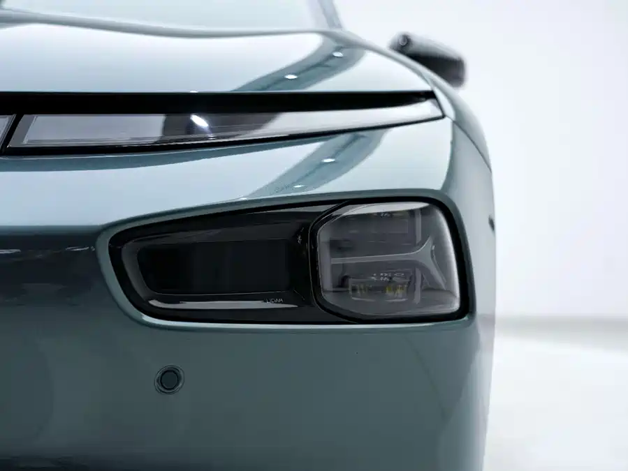 900x675_0_q87_c42_autohomecar__Chto52jkfNCAabjeAAEiNJjLa9Y351.jpg.webp Used Xpeng P7 2023 P7i 610 Max Performance Edition