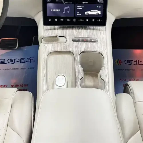 900x675_0_q87_c42_autohomecar__Chto52jpwDiAHWvOAAG_ivIb6sE691.jpg.webp Used NIO ET7 2022 model 100kWh first edition