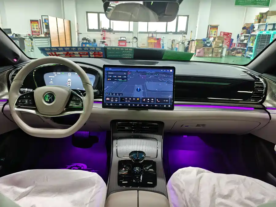 900x675_0_q87_c42_autohomecar__Chto52js-_-AHrptAAWtPLJo_kE411.jpg.webp Used BYD Han 2025 EV 701KM lidar smart driving model