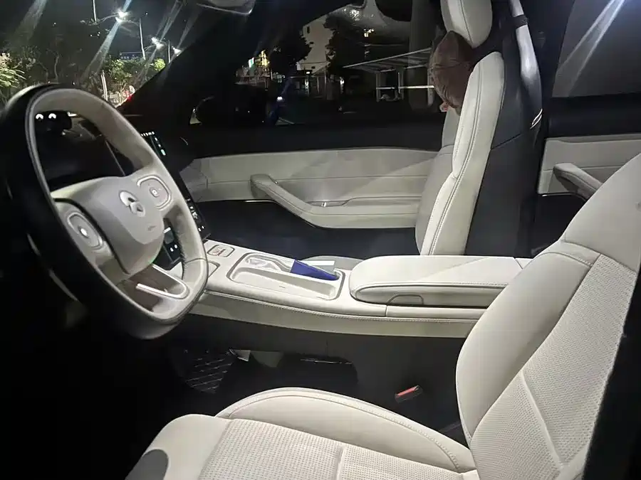 Used NIO ES6 2024 model 75kWh