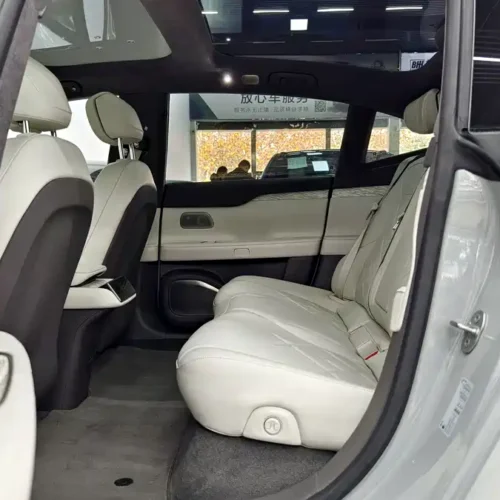 900x675_0_q87_c42_autohomecar__Chto52k-RbGAZL8-AAmU9-S-8l8898.jpg.webp Used NIO ET7 2022 model 100kWh first edition