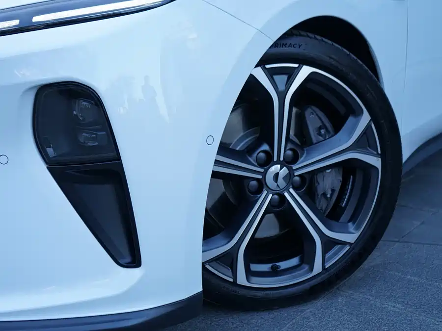 900x675_0_q87_c42_autohomecar__Chto52k04emALL06AAZBorIPM2o391.jpg.webp Used NIO ET5T 2024 model 75kWh Touring