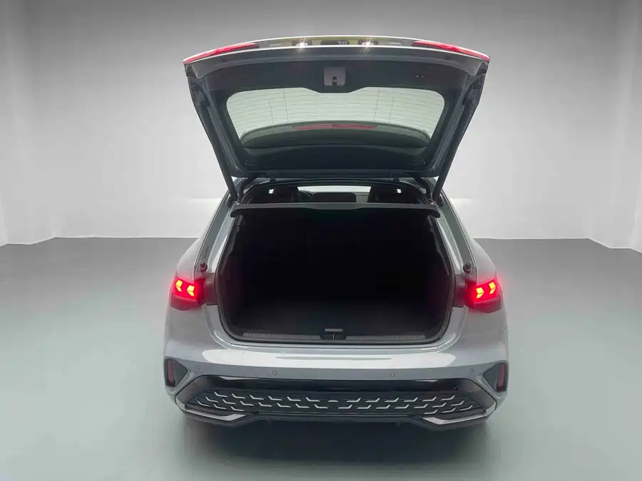 Used Audi A3 2025 Sportback 35TFSI Flying Spur Exclusive + Luxury Premium Package