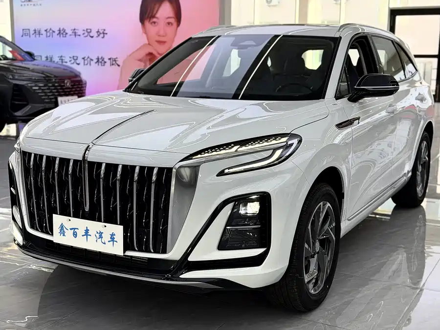 900x675_0_q87_c42_autohomecar__Chto52k1Q56AP-PPAAii_H_7ieU600.jpg.webp Used Hongqi HS3 PHEV 2025 117km Jinwei Edition