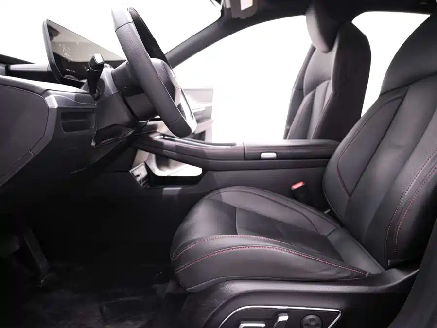 900x675_0_q87_c42_autohomecar__Chto52k1S8yAK-BKAAGU3-E_1Zs091.jpg.webp Used Xpeng P7 2023 model P7i 702 Pro
