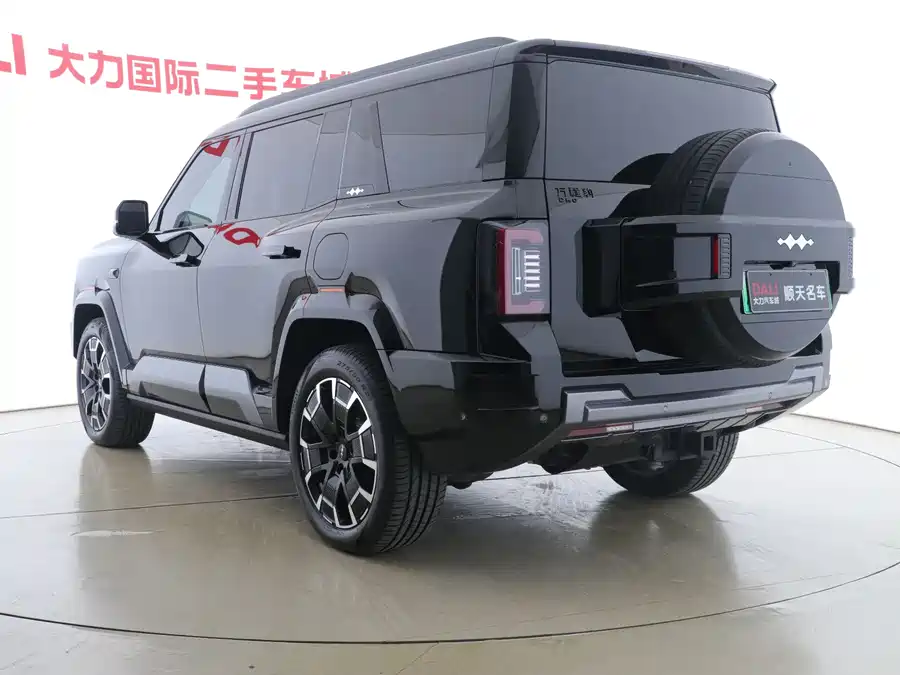 900x675_0_q87_c42_autohomecar__Chto52k2P_iAcxzRAAOBif-_wmA356.jpg.webp Used BYD Leopard 8 2025 Zhiyong flagship version 7 seats