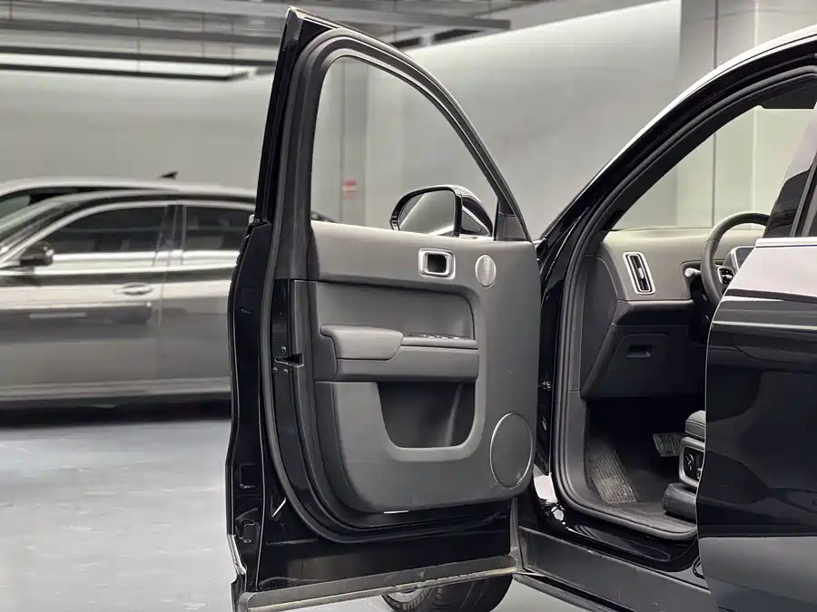 Used Li Auto L9 2024 Ultra