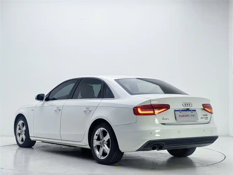 Used Audi A4L 2015 45 TFSI quattro personalized sports model