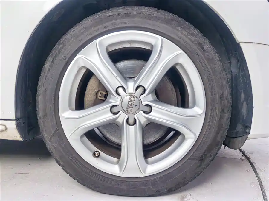 Used Audi A4L 2015 45 TFSI quattro personalized sports model