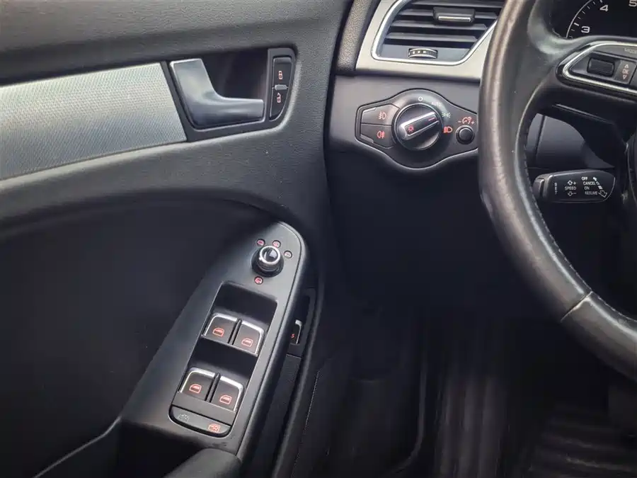 Used Audi A4L 2015 45 TFSI quattro personalized sports model