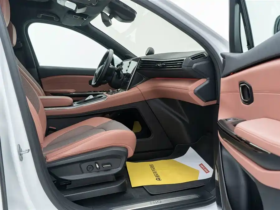 900x675_0_q87_c42_autohomecar__Chto52k36POAcJhmAAGNLt5lTxs568.jpg.webp Used NIO EC6 2020 430KM Sports Edition