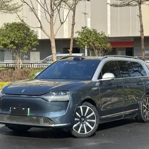 900x675_0_q87_c42_autohomecar__Chto52k5MtGABTYjAAfQRmGd5is955.jpg.webp Used AITO M9 2024 pure electric Max version 100kWh 6-seater version