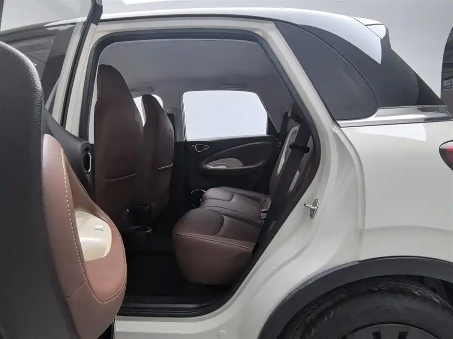 900x675_0_q87_c42_autohomecar__Chto52k6o5yAL8qWAAF-cpEBRjw527.jpg.webp Used Wuling Bingo 2023 model 333km Lingxi Internet+ model