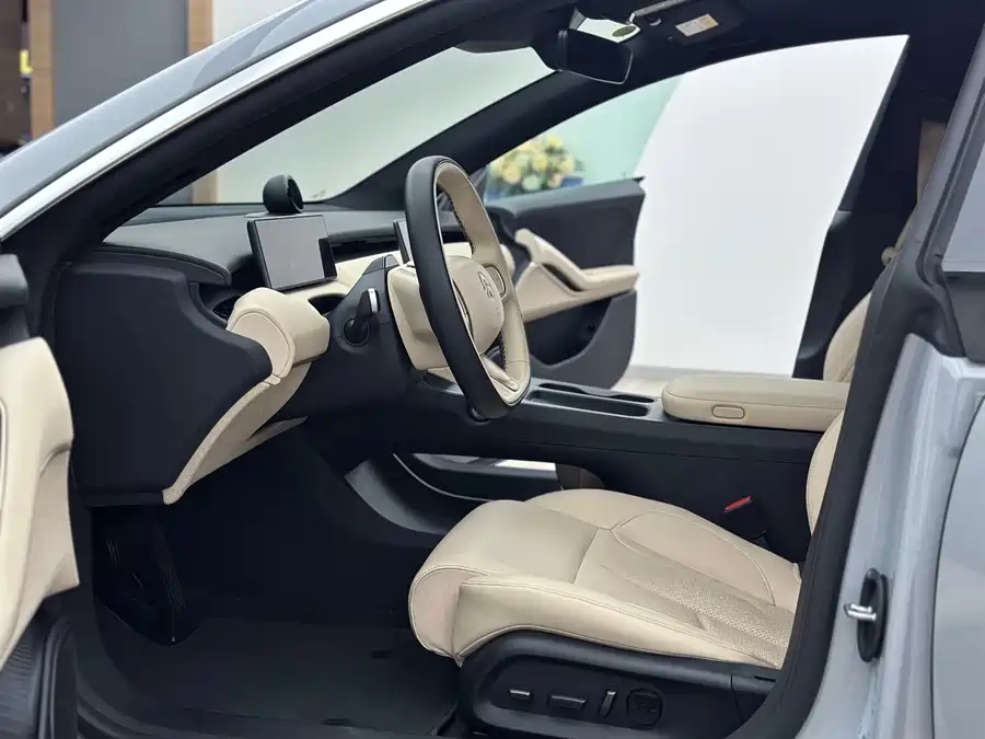 900x675_0_q87_c42_autohomecar__Chto52k76KuAdEp3AAWT-RgWlNo934.jpg.webp Used NIO ET5T 2024 model 75kWh Touring