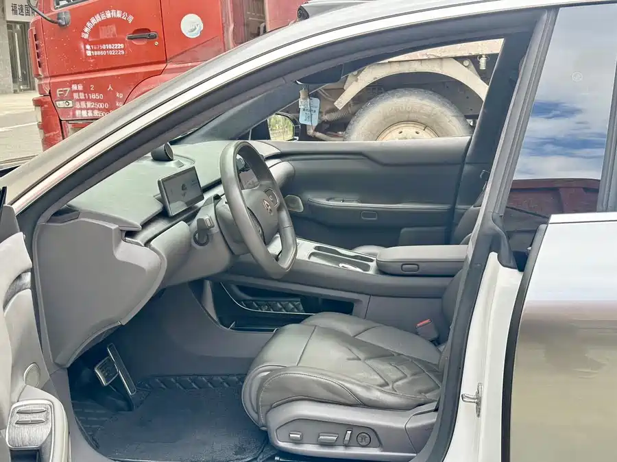 900x675_0_q87_c42_autohomecar__Chto52k7mAGAZCnnAASc-5O-T5g041.jpg.webp Used NIO ET7 2022 model 100kWh first edition