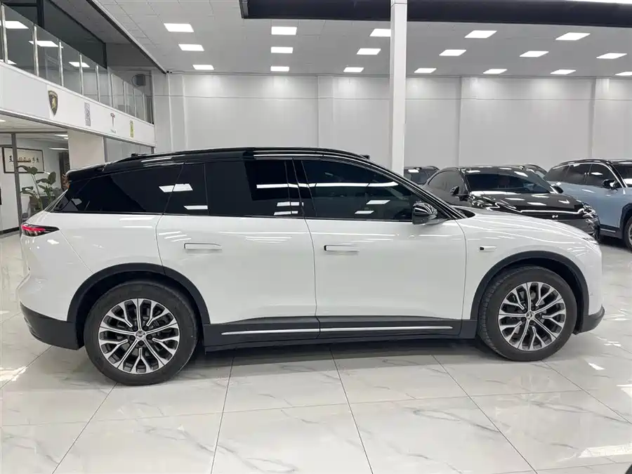 Used NIO ES6 2023 model 75kWh