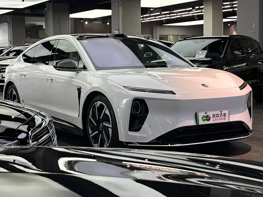 900x675_0_q87_c42_autohomecar__Chto52k82RSAb6o4AAkbdq1jqEI268.jpg.webp Used NIO ET9 2025 model 102kWh