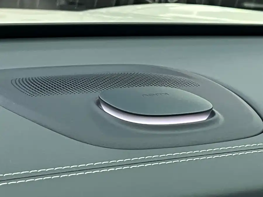 900x675_0_q87_c42_autohomecar__Chto52k82SiAd2c2AAXqtoK79Ng839.jpg.webp Used NIO ET9 2025 model 102kWh