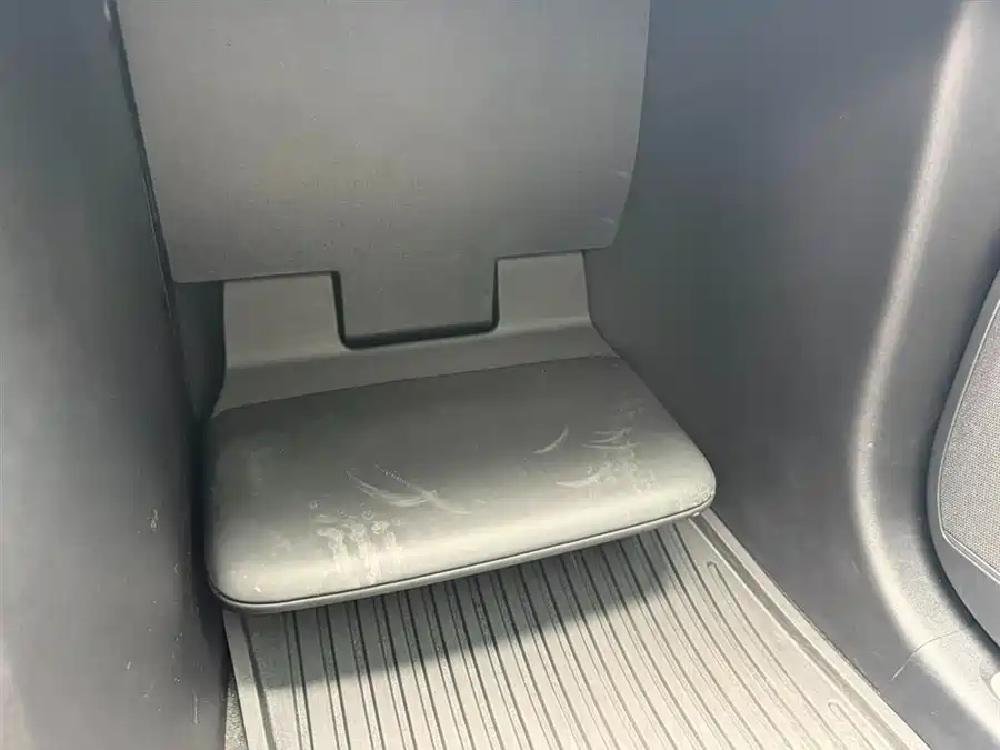 900x675_0_q87_c42_autohomecar__Chto52k8FZ2AMKpbAAFNxBSHyc4440.jpg.webp Used NIO ES6 2024 model 100kWh