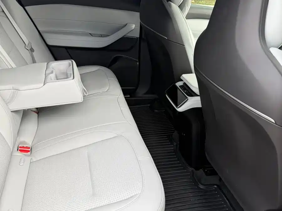 900x675_0_q87_c42_autohomecar__Chto52k8FZ6ARC-AAJ3NYm5eTg146.jpg.webp Used NIO ES6 2024 model 100kWh