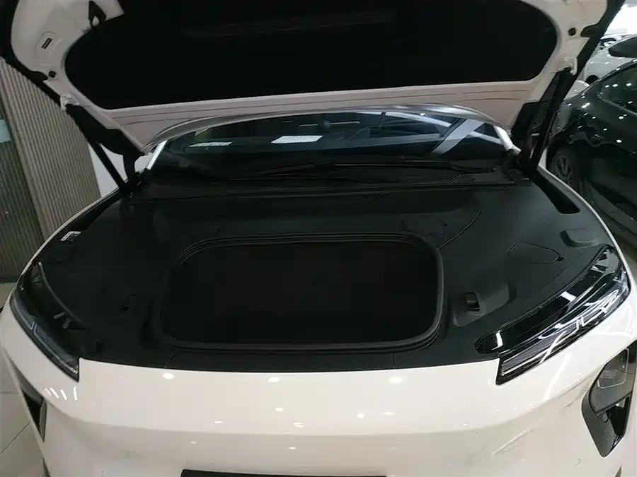 Used NIO ET9 2025 model 102kWh