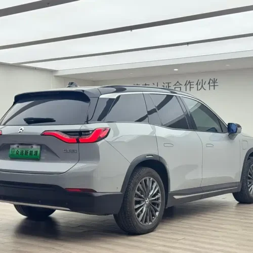 900x675_0_q87_c42_autohomecar__Chto52k9PE6Ab9x_AAeNnOz5D-E676.jpg.webp Used NIO ES8 2018 model 355KM baseline version seven-seater version