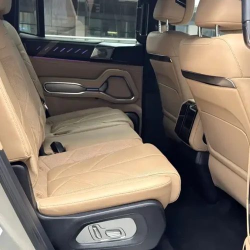 Used BYD Leopard 8 2025 Zhiyong flagship version 7 seats