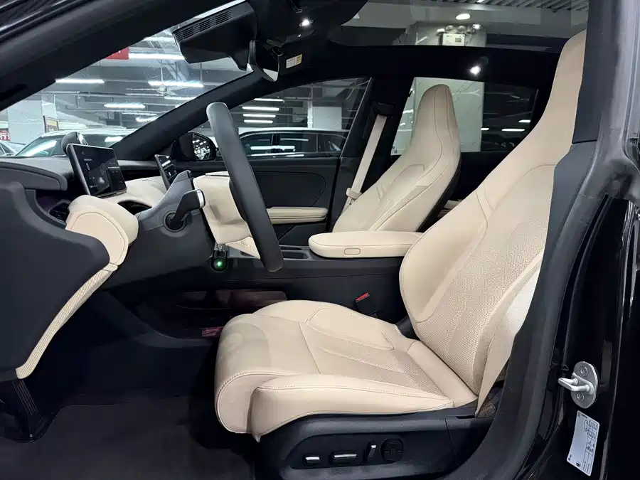 900x675_0_q87_c42_autohomecar__Chto52kGKLiANO4LAAVUcNokwNc130.jpg.webp Used NIO ET5T 2024 model 75kWh Touring